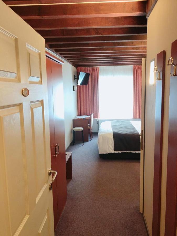 Hotel Driekoningen Veurne Esterno foto